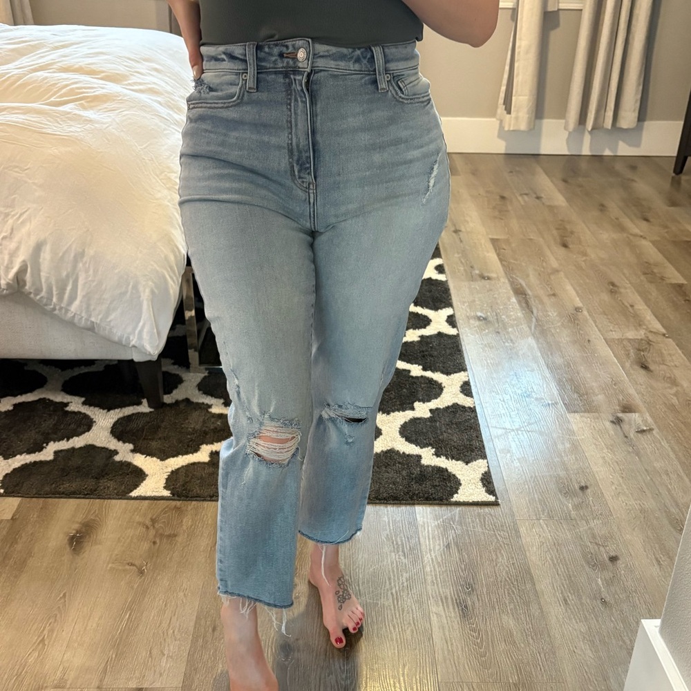 High-Waisted Light Blue Distressed Jeans